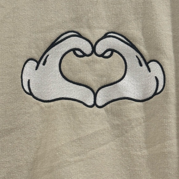 Mickey Mouse Hand Heart Sweatshirt🫶🏻 - Picture 2 of 5